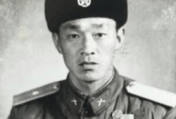 91岁老兵直播,传承红色精神